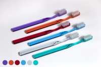 32-Tuft Compact Toothbrush